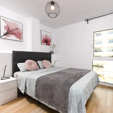 Apartmán Location - Walk To The Beach, Shops & Dining