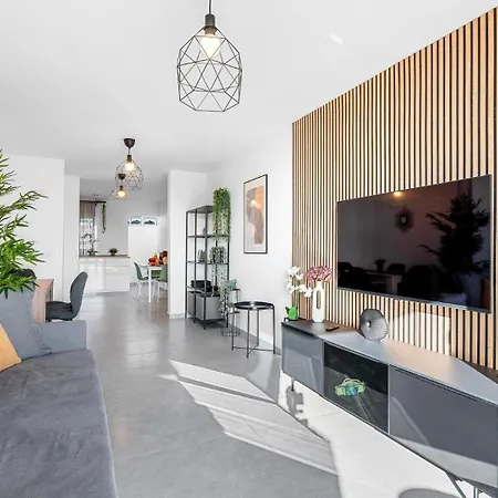 Apartmán Location - Walk To The Beach, Shops & Dining